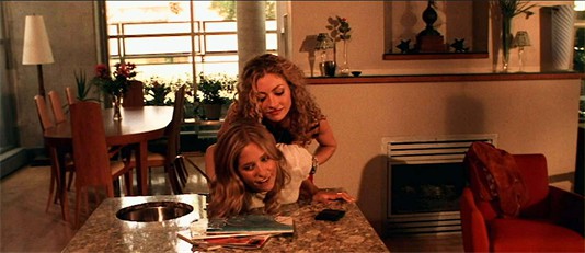sarah-michelle-gellar-harvard-man-7 sarah-michelle-gellar-harvard-man-7