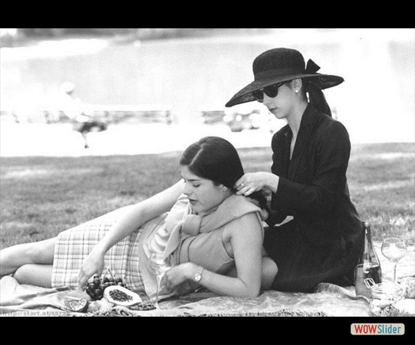 sarah-michelle-gellar and selma blair sarah-michelle-gellar and selma blair
